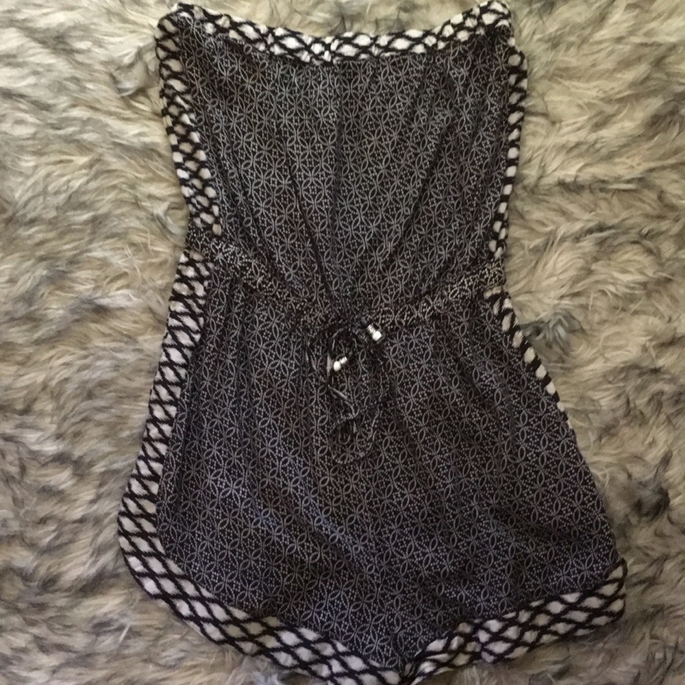 Angie sleeveless patterned romper